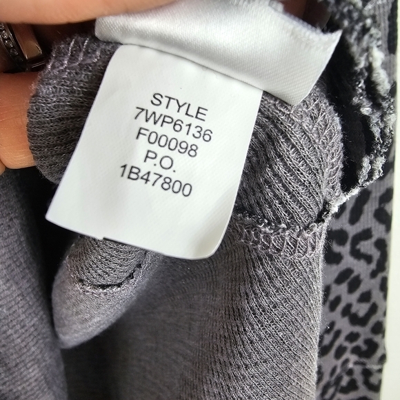 Lucky Brand Leopard Print Thermal Frayed Shirt - Picture 9 of 10